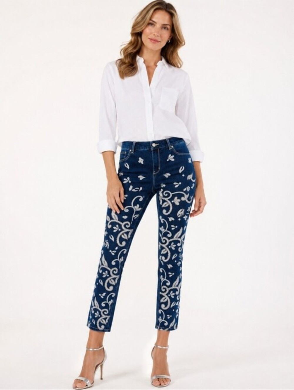 ❤️ NWT! CHICO'S HIGH RISE BEADED VICTORIAN EMBROIDERED GIRLFRIEND ANKLE JEANS